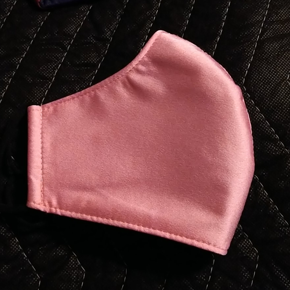 Light pink mask